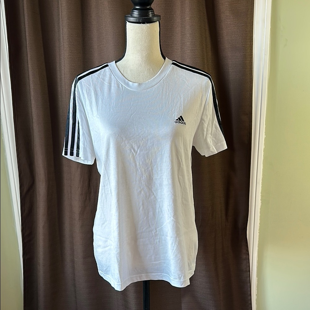Adidas Shortsleeved White T-Shirt Size L